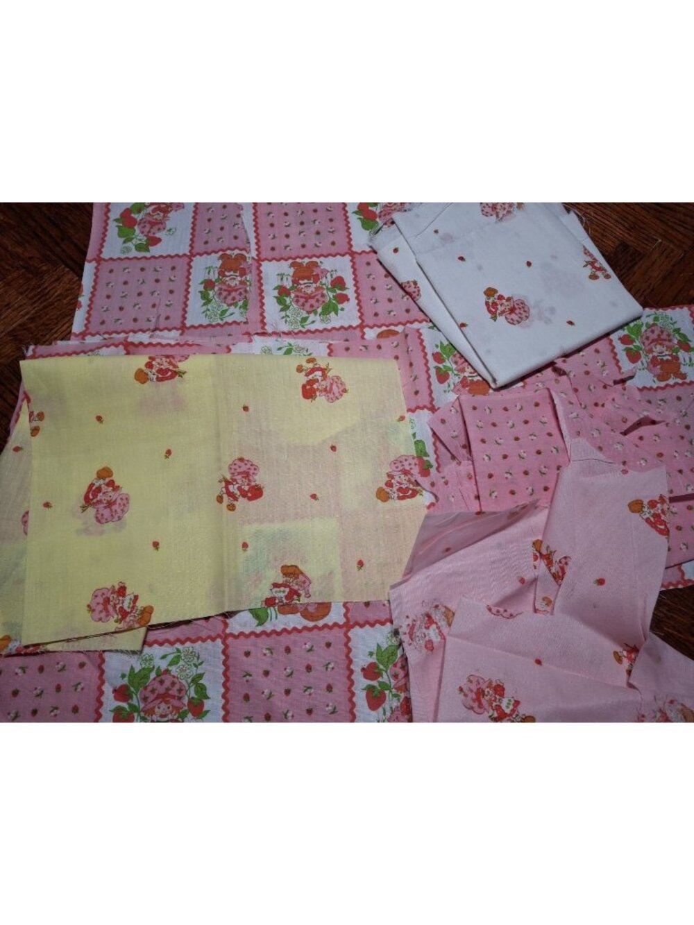 Vtg Strawberry Shortcake Cotton Fabric -Scraps-Pink Yellow White -